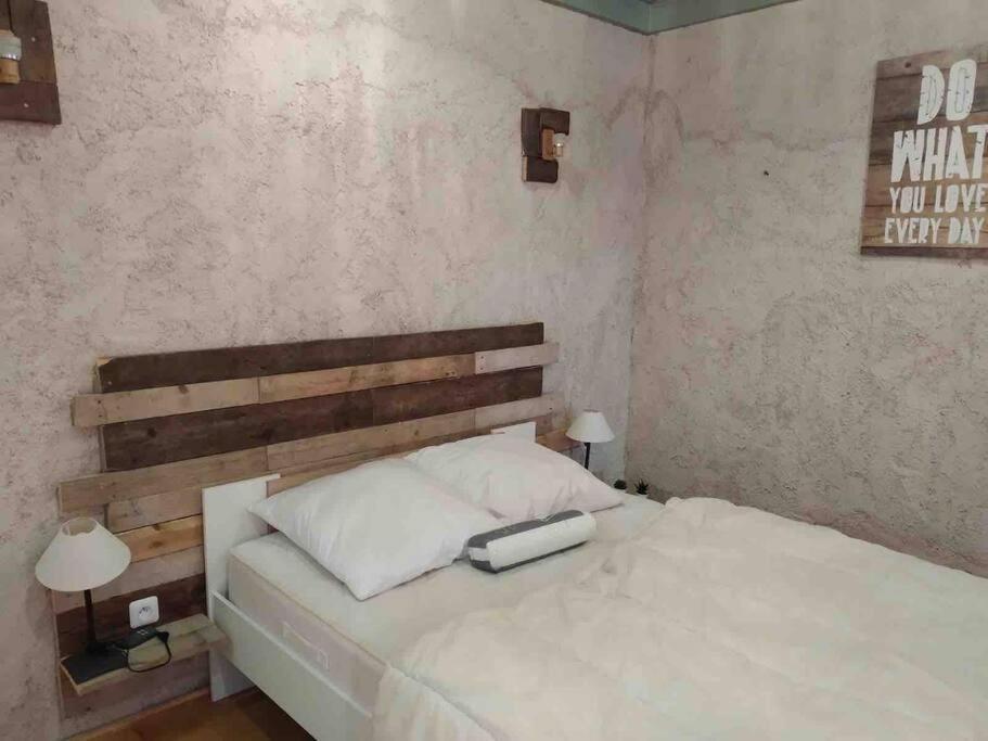Maison De Village, Jacuzzi, Salle Cinema Valencin ภายนอก รูปภาพ