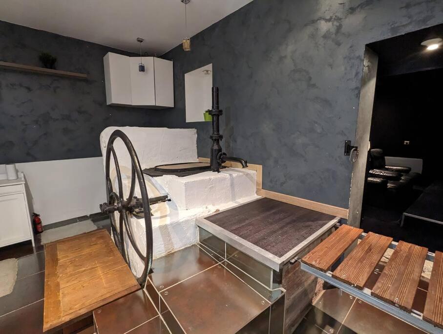 Maison De Village, Jacuzzi, Salle Cinema Valencin ภายนอก รูปภาพ