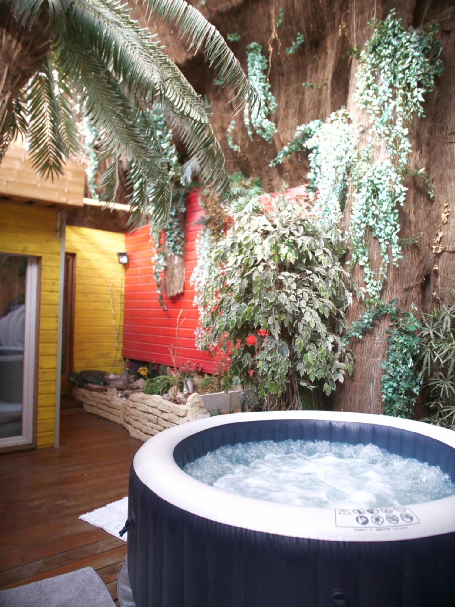 Maison De Village, Jacuzzi, Salle Cinema Valencin ภายนอก รูปภาพ
